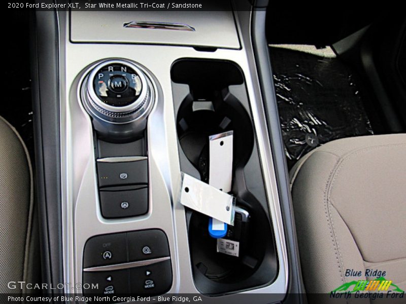 Star White Metallic Tri-Coat / Sandstone 2020 Ford Explorer XLT