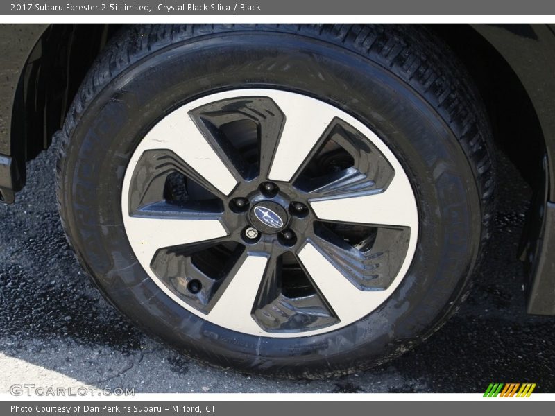 Crystal Black Silica / Black 2017 Subaru Forester 2.5i Limited
