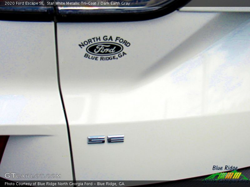 Star White Metallic Tri-Coat / Dark Earth Gray 2020 Ford Escape SE