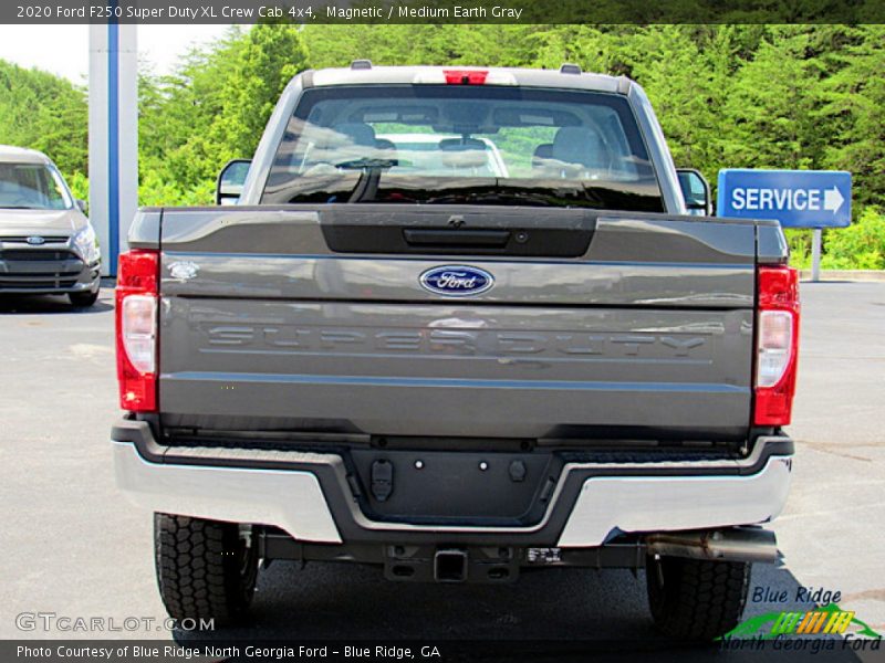 Magnetic / Medium Earth Gray 2020 Ford F250 Super Duty XL Crew Cab 4x4