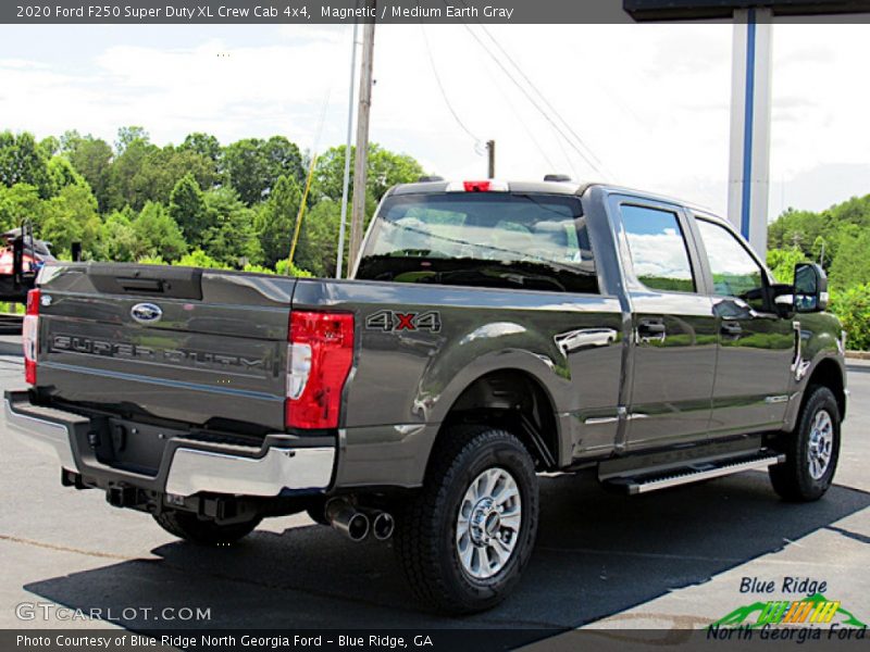 Magnetic / Medium Earth Gray 2020 Ford F250 Super Duty XL Crew Cab 4x4