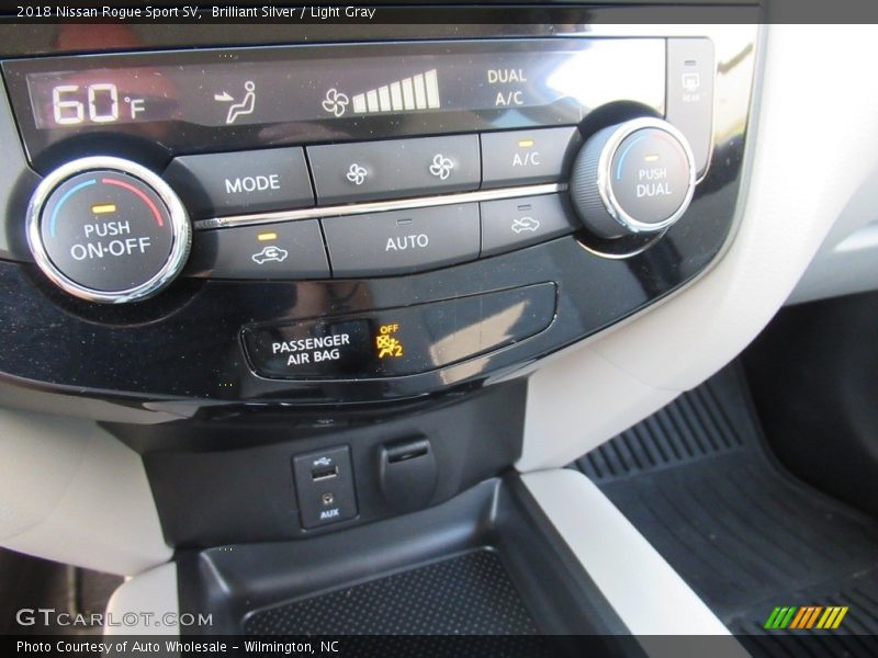 Brilliant Silver / Light Gray 2018 Nissan Rogue Sport SV