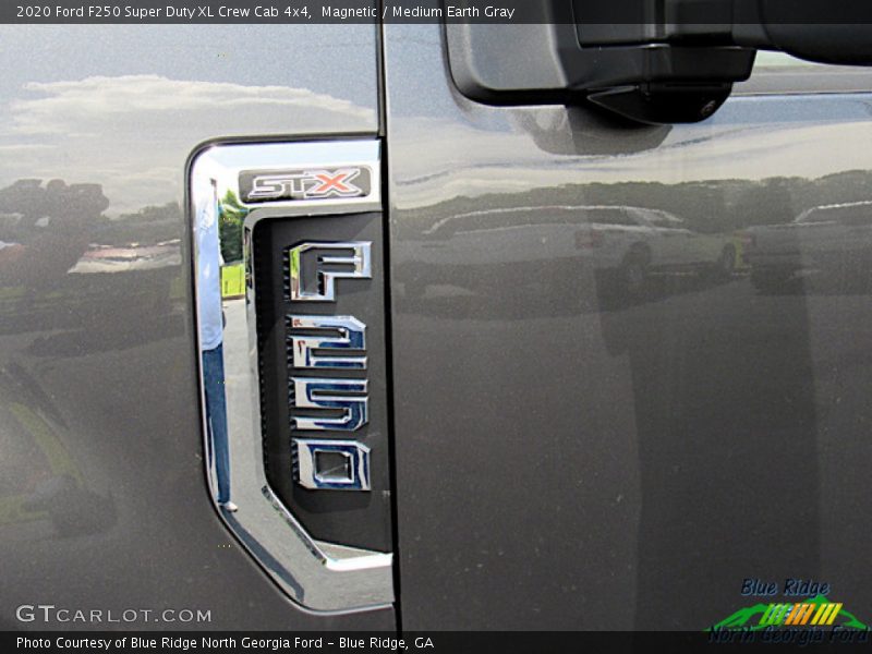 Magnetic / Medium Earth Gray 2020 Ford F250 Super Duty XL Crew Cab 4x4