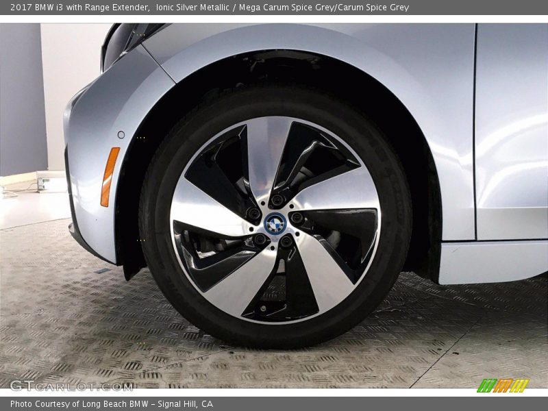 Ionic Silver Metallic / Mega Carum Spice Grey/Carum Spice Grey 2017 BMW i3 with Range Extender
