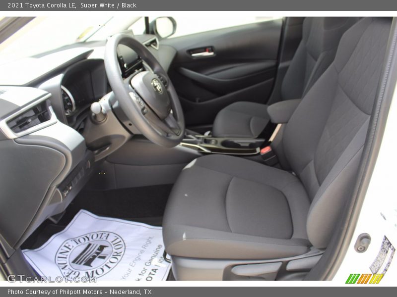 Super White / Black 2021 Toyota Corolla LE