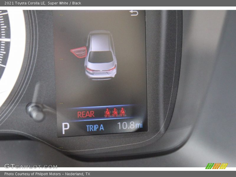 Super White / Black 2021 Toyota Corolla LE