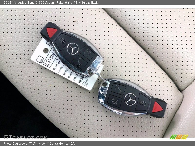 Polar White / Silk Beige/Black 2018 Mercedes-Benz C 300 Sedan