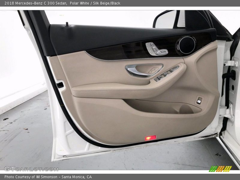 Polar White / Silk Beige/Black 2018 Mercedes-Benz C 300 Sedan