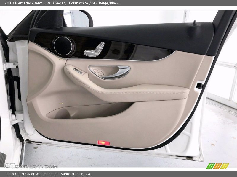 Polar White / Silk Beige/Black 2018 Mercedes-Benz C 300 Sedan