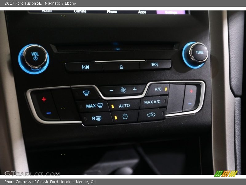 Magnetic / Ebony 2017 Ford Fusion SE