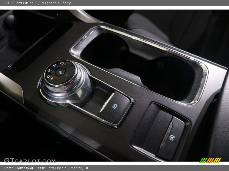 Magnetic / Ebony 2017 Ford Fusion SE