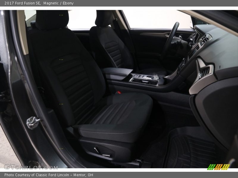 Magnetic / Ebony 2017 Ford Fusion SE