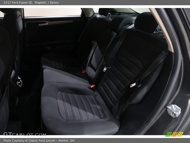 Magnetic / Ebony 2017 Ford Fusion SE