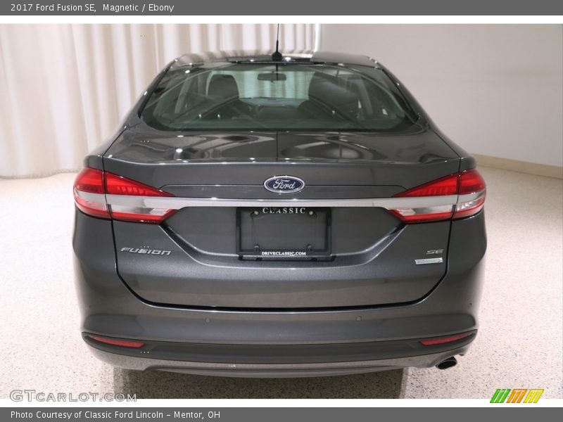 Magnetic / Ebony 2017 Ford Fusion SE
