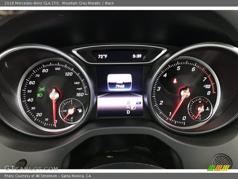 Mountain Grey Metallic / Black 2018 Mercedes-Benz GLA 250