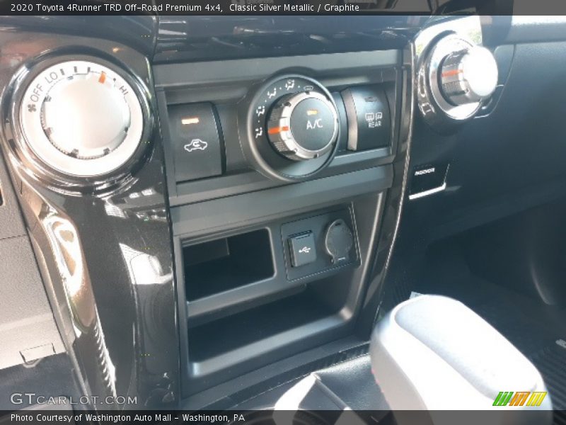 Classic Silver Metallic / Graphite 2020 Toyota 4Runner TRD Off-Road Premium 4x4