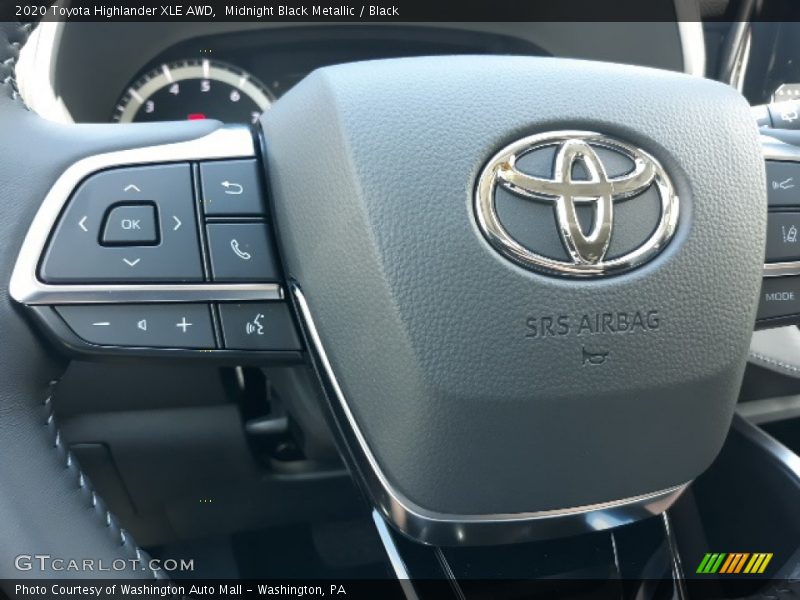 Midnight Black Metallic / Black 2020 Toyota Highlander XLE AWD