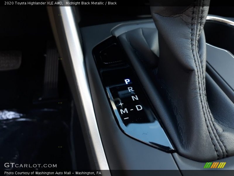 Midnight Black Metallic / Black 2020 Toyota Highlander XLE AWD