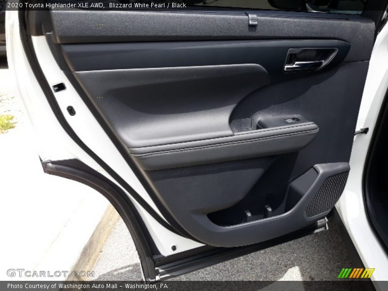 Blizzard White Pearl / Black 2020 Toyota Highlander XLE AWD