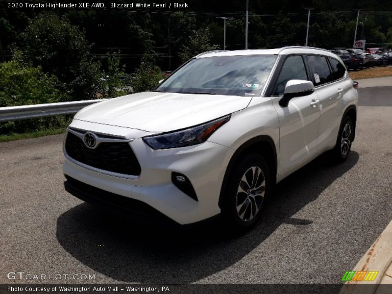 Blizzard White Pearl / Black 2020 Toyota Highlander XLE AWD
