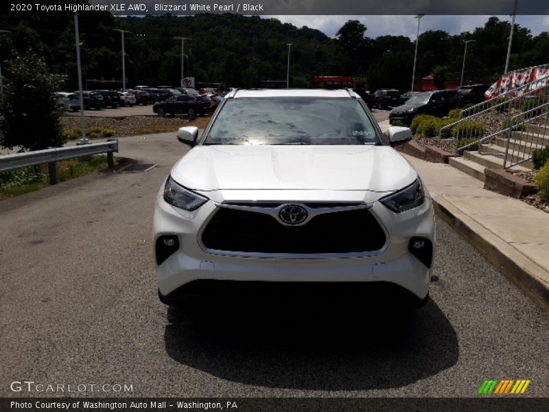 Blizzard White Pearl / Black 2020 Toyota Highlander XLE AWD