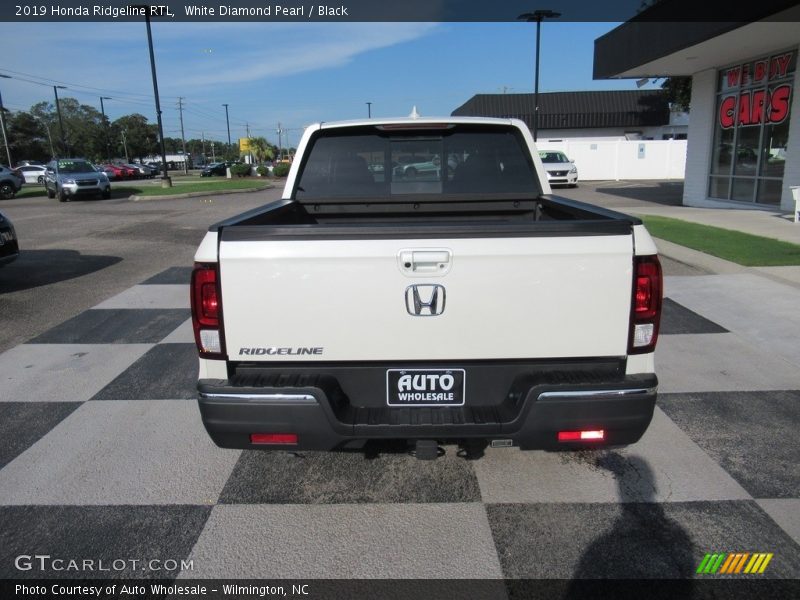 White Diamond Pearl / Black 2019 Honda Ridgeline RTL