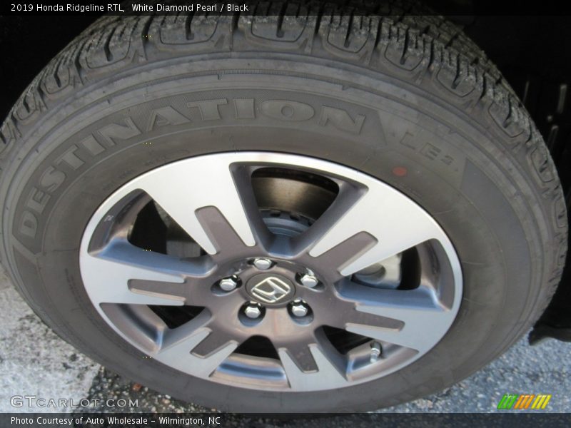 White Diamond Pearl / Black 2019 Honda Ridgeline RTL
