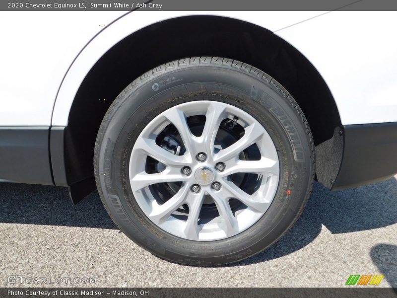 Summit White / Ash Gray 2020 Chevrolet Equinox LS