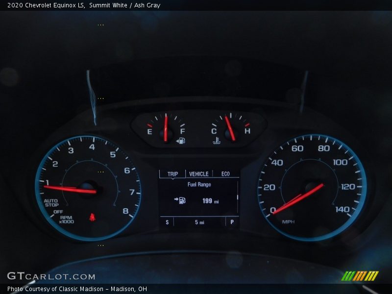 Summit White / Ash Gray 2020 Chevrolet Equinox LS