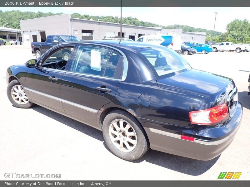 Ebony Black / Black 2006 Kia Amanti