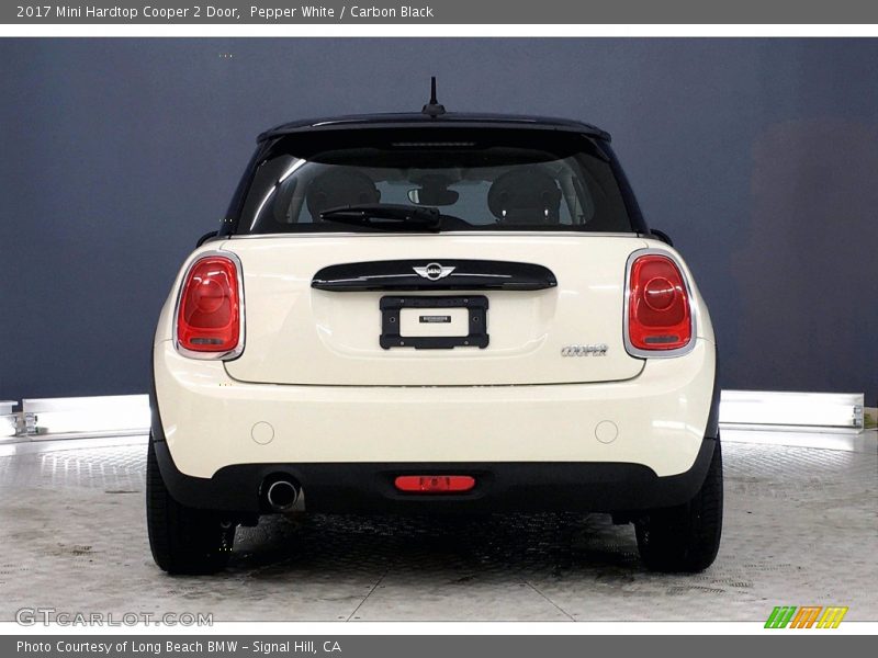 Pepper White / Carbon Black 2017 Mini Hardtop Cooper 2 Door