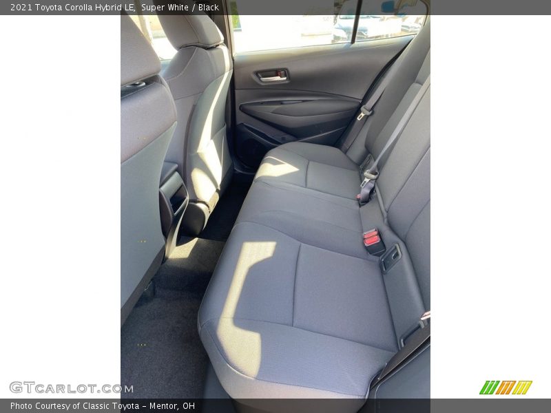 Super White / Black 2021 Toyota Corolla Hybrid LE