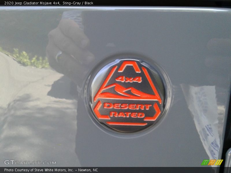 Sting-Gray / Black 2020 Jeep Gladiator Mojave 4x4