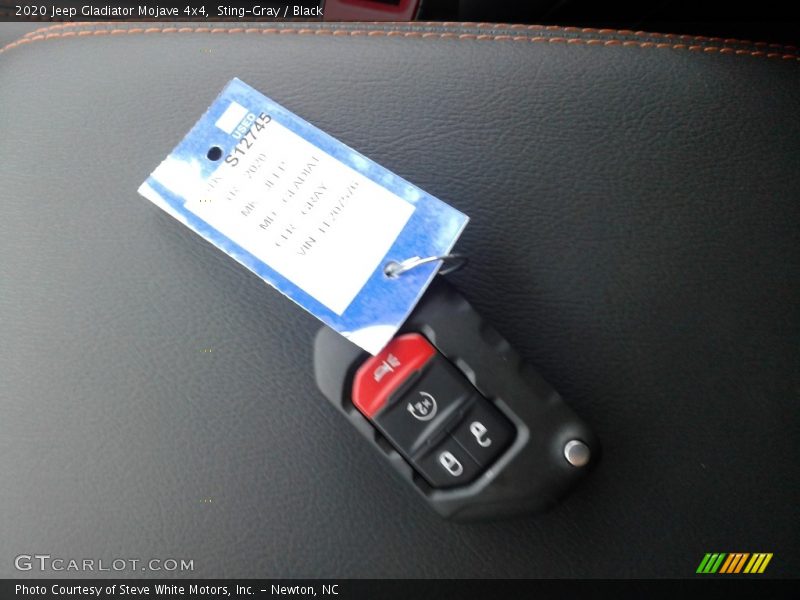 Sting-Gray / Black 2020 Jeep Gladiator Mojave 4x4