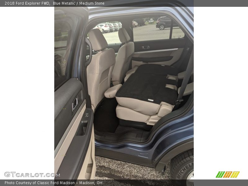 Blue Metallic / Medium Stone 2018 Ford Explorer FWD