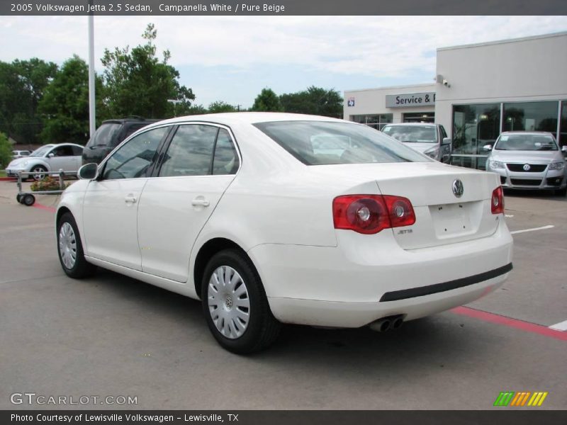Campanella White / Pure Beige 2005 Volkswagen Jetta 2.5 Sedan