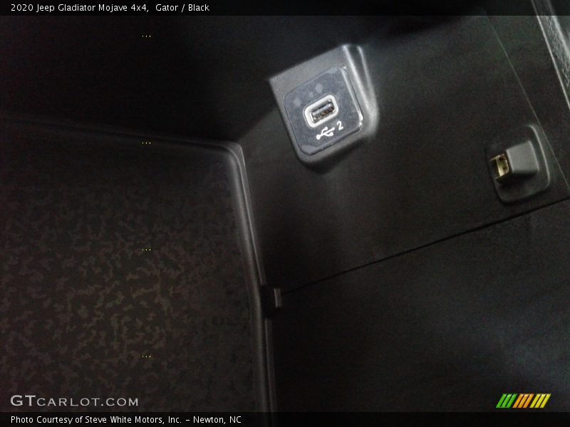 Gator / Black 2020 Jeep Gladiator Mojave 4x4