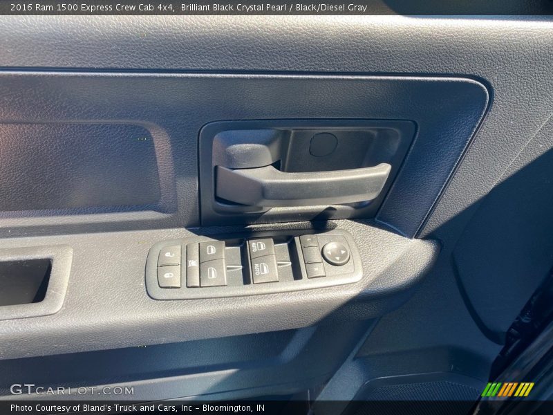 Brilliant Black Crystal Pearl / Black/Diesel Gray 2016 Ram 1500 Express Crew Cab 4x4