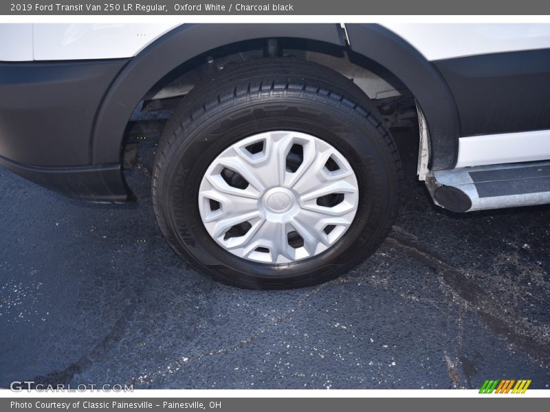 Oxford White / Charcoal black 2019 Ford Transit Van 250 LR Regular