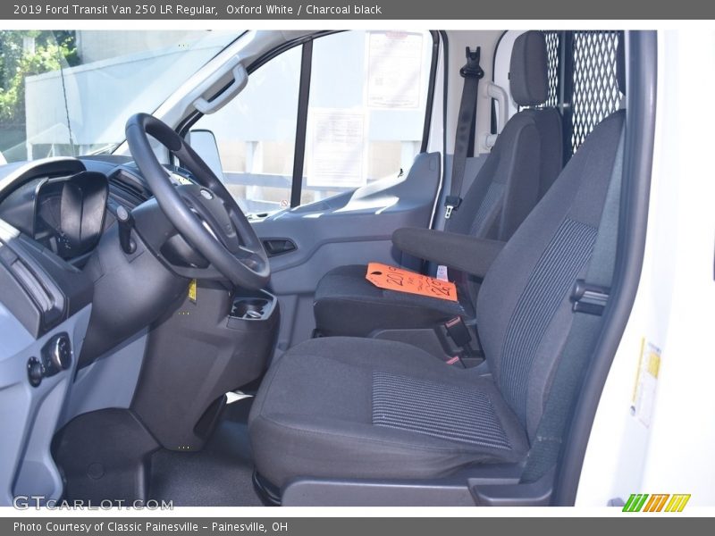 Oxford White / Charcoal black 2019 Ford Transit Van 250 LR Regular