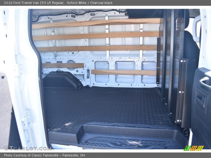 Oxford White / Charcoal black 2019 Ford Transit Van 250 LR Regular