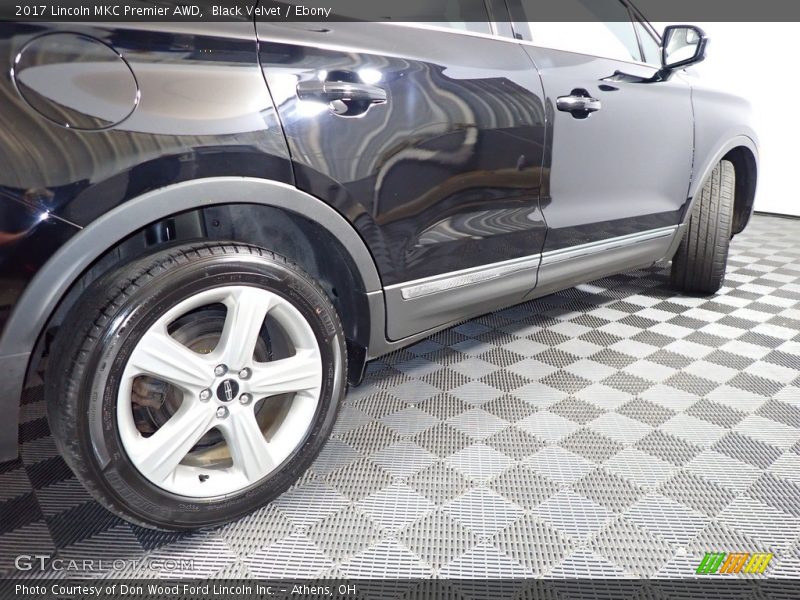 Black Velvet / Ebony 2017 Lincoln MKC Premier AWD