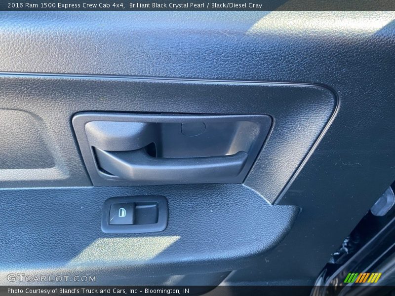 Brilliant Black Crystal Pearl / Black/Diesel Gray 2016 Ram 1500 Express Crew Cab 4x4