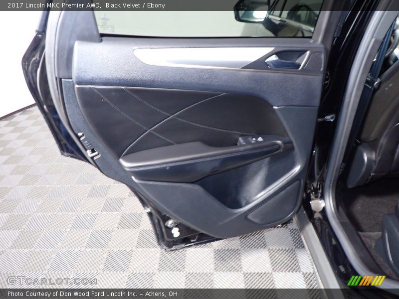 Black Velvet / Ebony 2017 Lincoln MKC Premier AWD