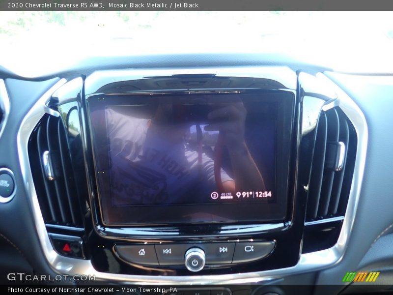 Mosaic Black Metallic / Jet Black 2020 Chevrolet Traverse RS AWD
