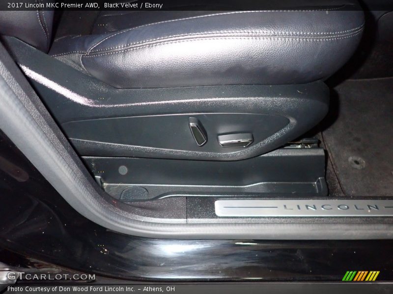 Black Velvet / Ebony 2017 Lincoln MKC Premier AWD