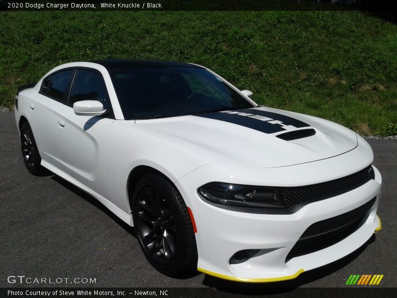 Front 3/4 View of 2020 Charger Daytona