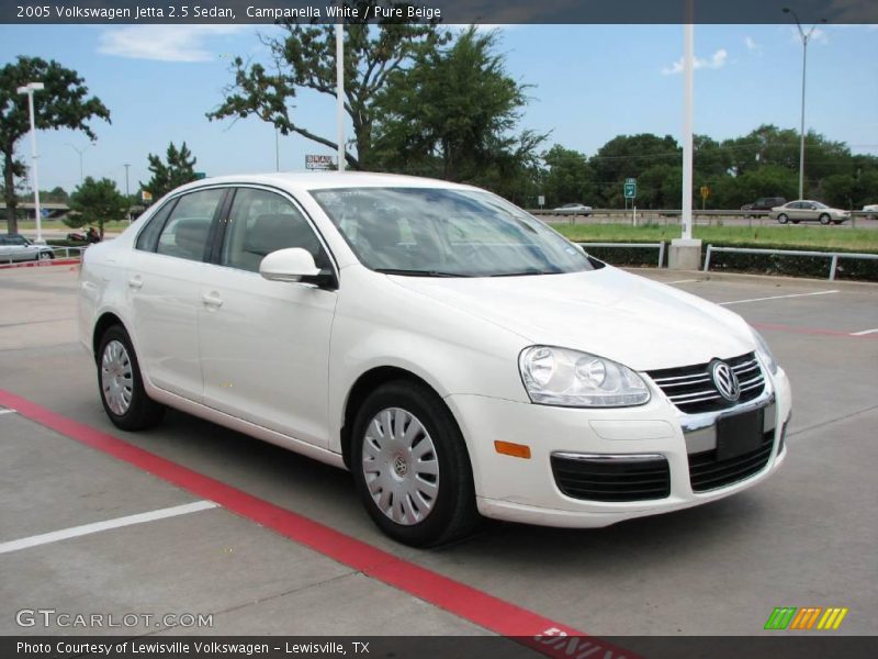Campanella White / Pure Beige 2005 Volkswagen Jetta 2.5 Sedan