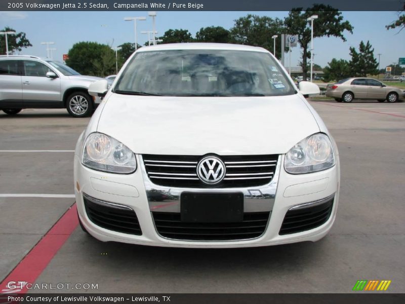 Campanella White / Pure Beige 2005 Volkswagen Jetta 2.5 Sedan