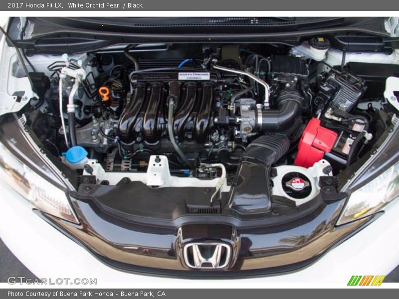 White Orchid Pearl / Black 2017 Honda Fit LX